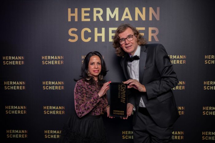 „Stress ist geil!“ – Lisandra Rodriguez gewinnt Silent Speaker Battle und Speaker Experte Award „Stress ist geil!“ – Lisandra Rodriguez gewinnt Silent Speaker Battle und Speaker Experte Award
