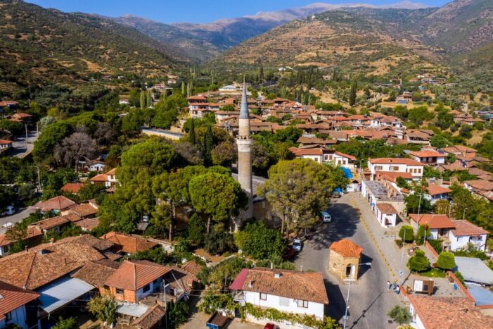 Bi?rgi?, das ausgezeichnete „beste touristische Dorf“ in Türki?ye, treibt nachhaltigen Tourismus voran