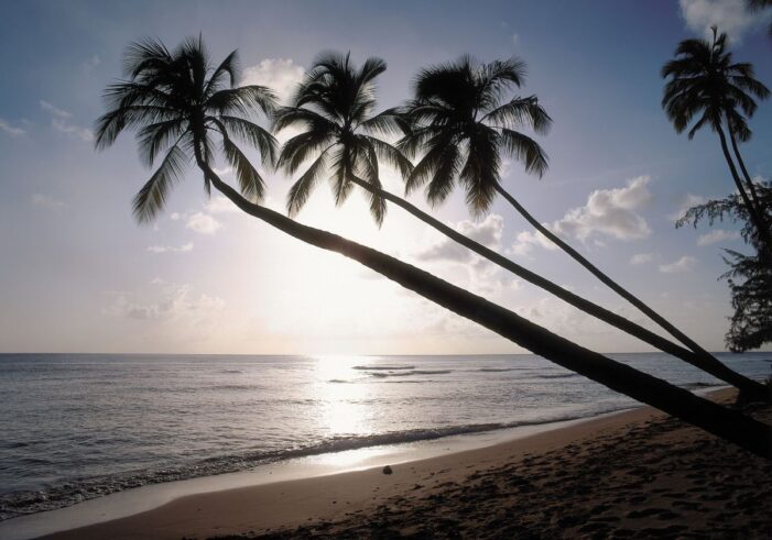 Für Fernreisen wird dringend eine Reisekrankenversicherung empfohlen