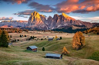 Familienzeit im bunten Dolomiten-Herbst: Cavallino Bianco – das Family Spa Grand Hotel in den Bergen