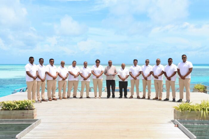 Cinnamon Hakuraa Huraa Maldives bei den TTM Awards 2025 zum besten Adults-Only-Resort gekürt