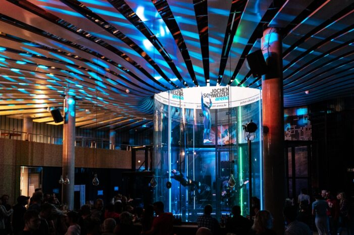 Dry January: Jochen Schweizer Arena startet alkoholfreie Eventreihe „Der neue Rausch“