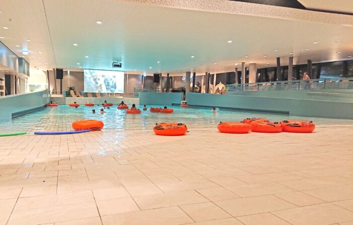 Beliebter Kinoabend im Subtropischen Badeparadies