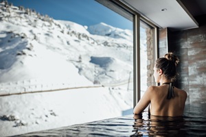 Sonnenskilauf am Arlberg Direkt an den Pisten: Das Grand Resort Zürserhof*****s