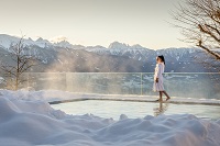 Grandioses Winterfinale für die ganze Familie Sonnenskilauf im Tratterhof Mountain Sky Hotel & Familienwochen