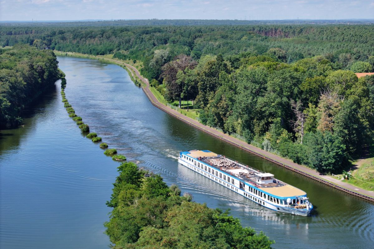 Premiere: Flusskreuzfahrt kombiniert Berlin mit City-Trip Kopenhagen Premiere: Flusskreuzfahrt kombiniert Berlin mit City-Trip Kopenhagen