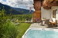 Sommerglück zwischen Bergen, Wasser und Wiesen In den Zillertaler Hofchalets