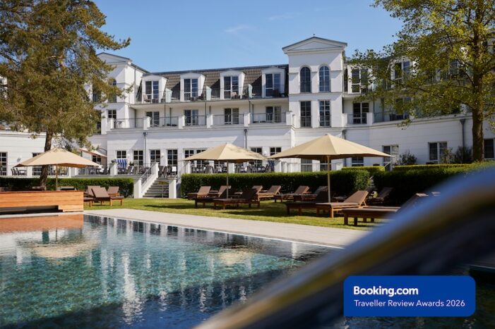 „Strandhotel Zingst“ mit „Traveller Review Award 2026“ ausgezeichnet