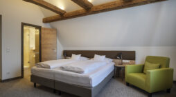 Landesgartenschau in Ellwangen gestartet: Kurze Wege, reservierte Parkplätze und direkte Bahnanbindung werden für Gäste zum Vorteil