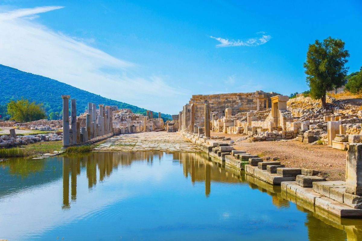 Sonne, Sand und 2.000 Jahre Geschichte: Antalyas antike Riviera entdecken