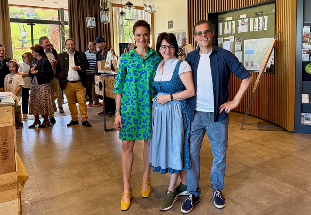 Kunst, Wein und Lebensfreude im Ratscher Landhaus – Jahresausstellung mit Michael Ferner und Martina Kreuzer feierlich eröffnet