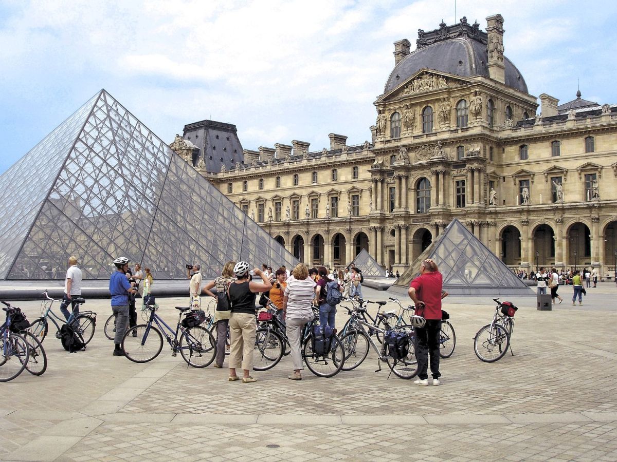 Vom Kölner Dom bis zur Notre-Dame – und weiter durch Paris – per E-Bike