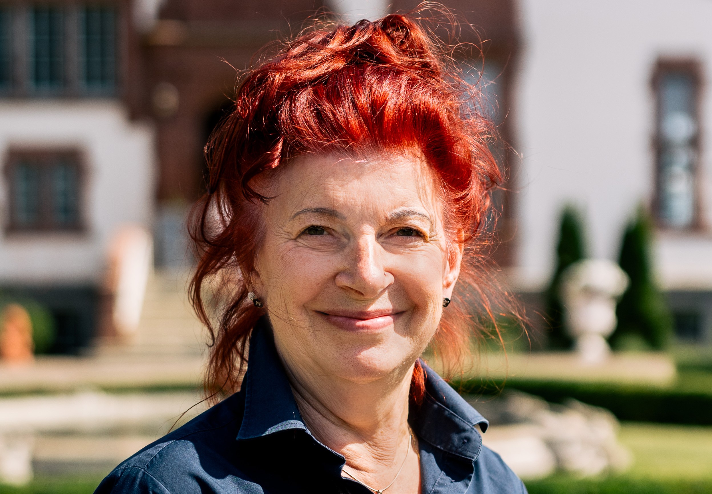 Seehotel Schloss Klink: Vom Stall an die Bar – Simone Lindemann feiert ihr 25. Jubiläum Seehotel Schloss Klink: Vom Stall an die Bar – Simone Lindemann feiert ihr 25. Jubiläum