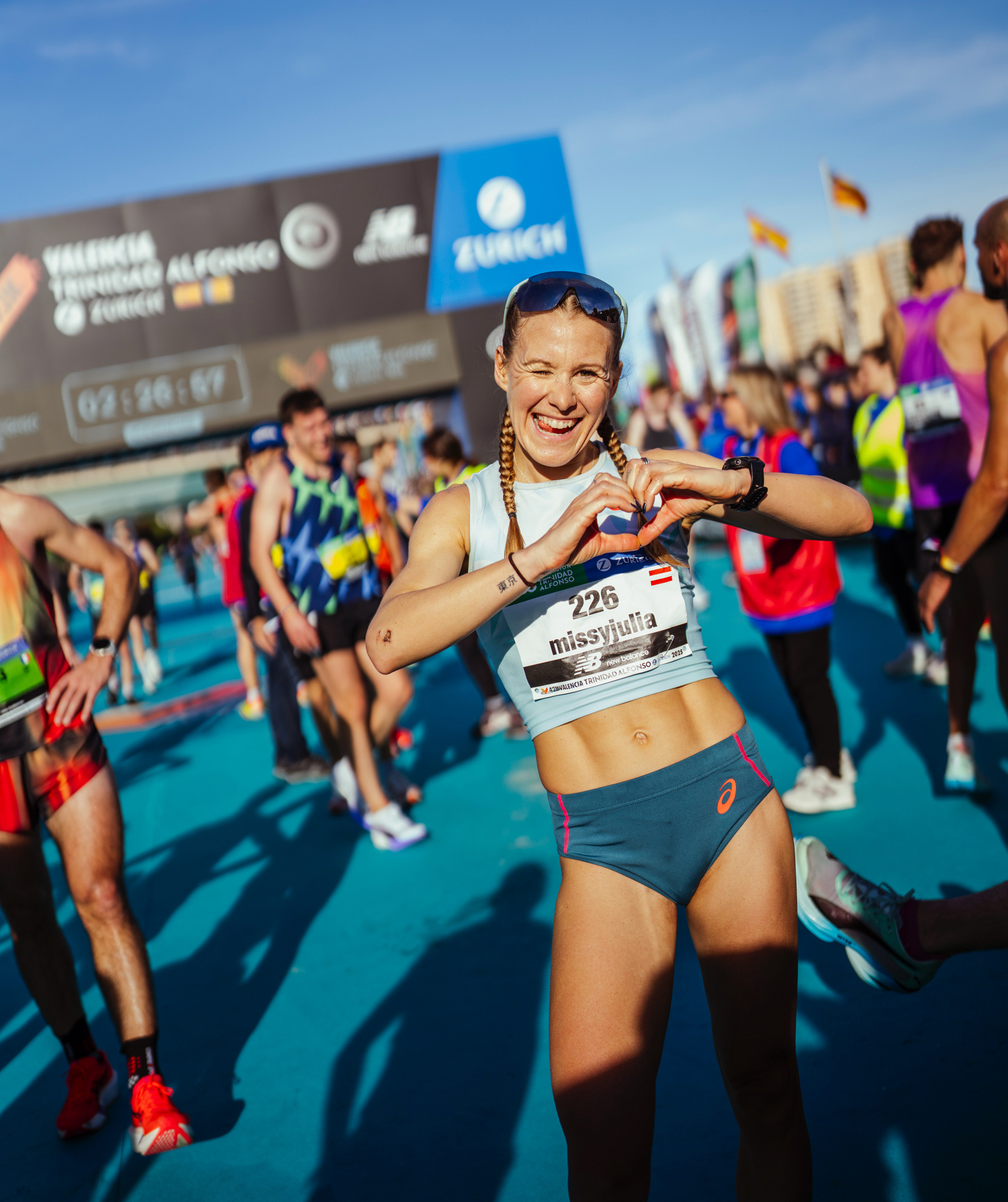 Olympiateilnehmerin Julia Mayer startet beim Neusiedler See Halbmarathon Olympiateilnehmerin Julia Mayer startet beim Neusiedler See Halbmarathon