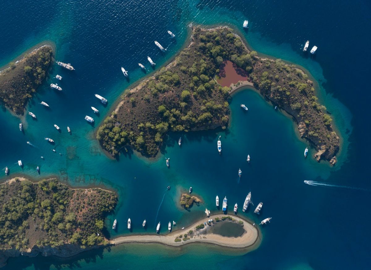 Mit dem Wind unterwegs: Entschleunigung auf der Blauen Reise entlang der Küsten von Türkiye Mit dem Wind unterwegs: Entschleunigung auf der Blauen Reise entlang der Küsten von Türkiye