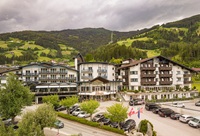 WohlfühlHotel Schiestl: Bergherbst im musikalischsten Tal der Welt