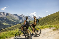 Zwischen Wanderherbst und Gletscherschnee: Tux-Finkenberg Zwischen Wanderherbst und Gletscherschnee: Tux-Finkenberg
